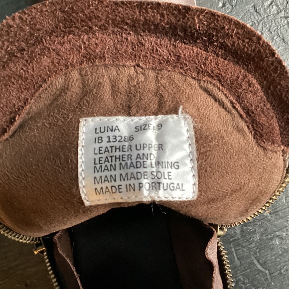 MIZ MOOZ LUNA LEATHER ANKLE BOOTS 9 - Picture 5 of 5